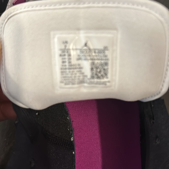 Nike Jordan 1 low size 7 - Picture 5 of 5